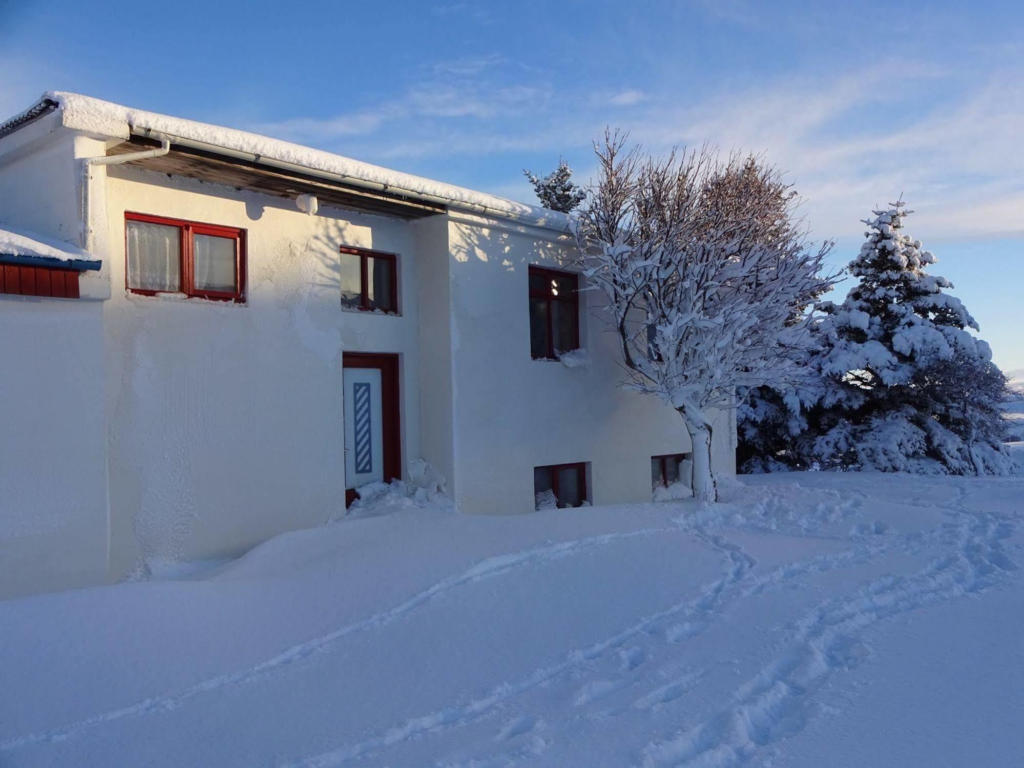 Brekkulaekur Guesthouse Hunathing Vestra Exteriér fotografie